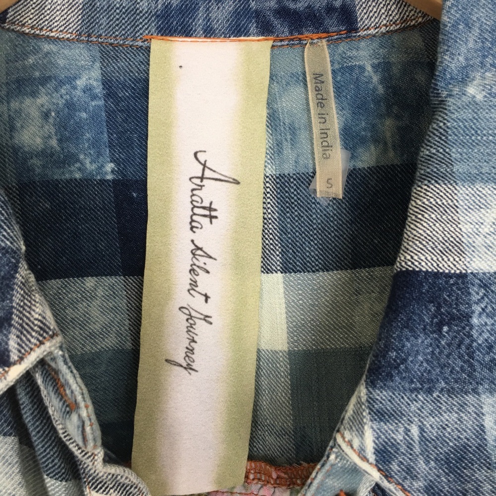 Aratta Silent Journey Plaid Chambray Floral Embroidered Button Down Top Blouse - Picture 3 of 16